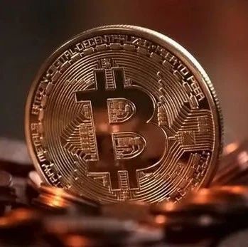 探讨比特币能耗问题及加密货币对金融格局的影响